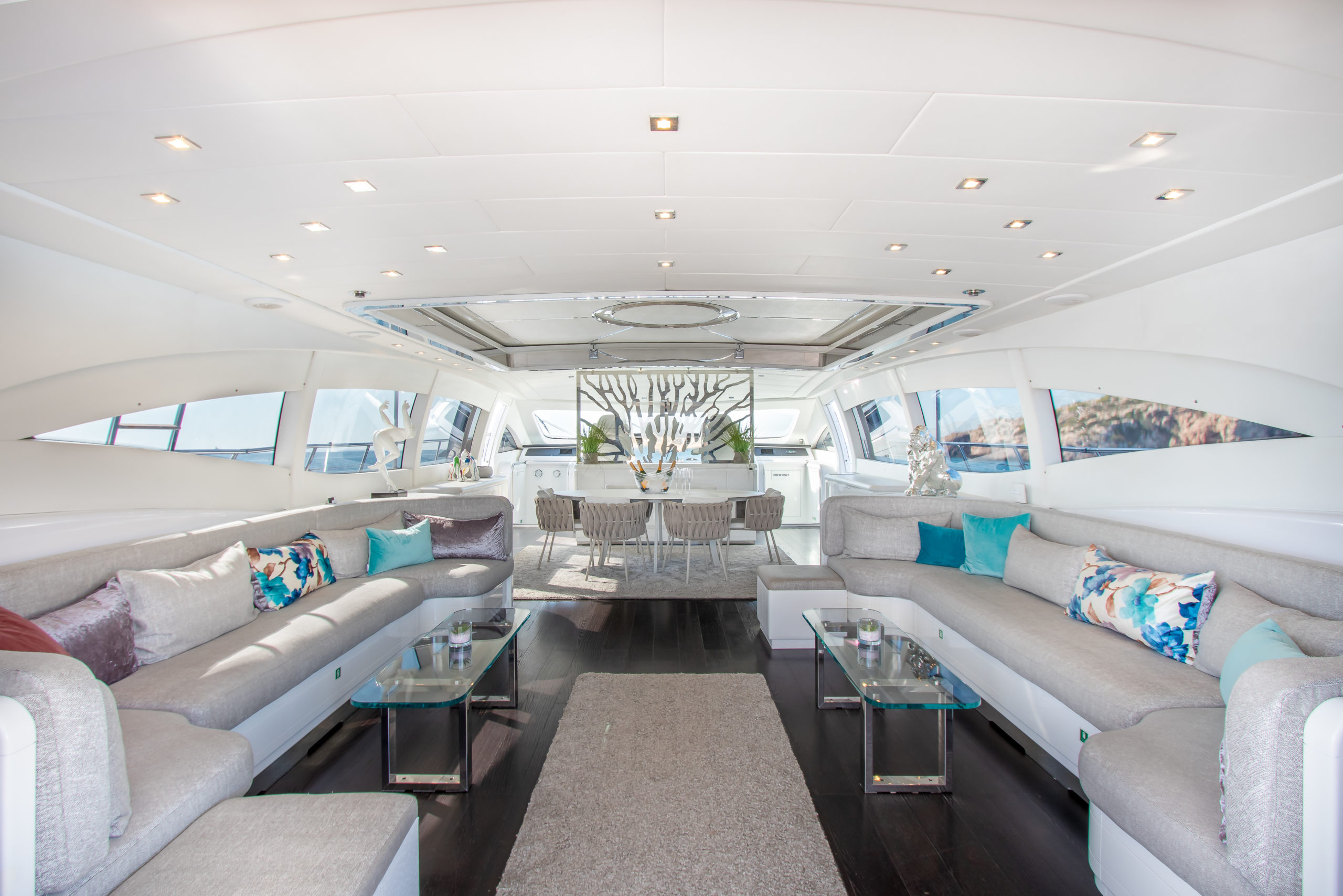 mangusta108-interiors-scaled