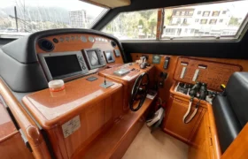 2002-ferretti-yachts-810-power-9581257-20241028013105703-1_XLARGE