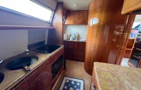 2002-ferretti-yachts-810-power-9581257-20241028013119646-1_XLARGE