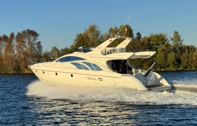 2006-azimut-50-fly-power-9589895-20241022021522436-1_XLARGE